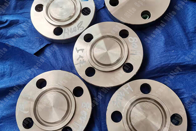 Alloy 800H flanges get ready on time for old customer